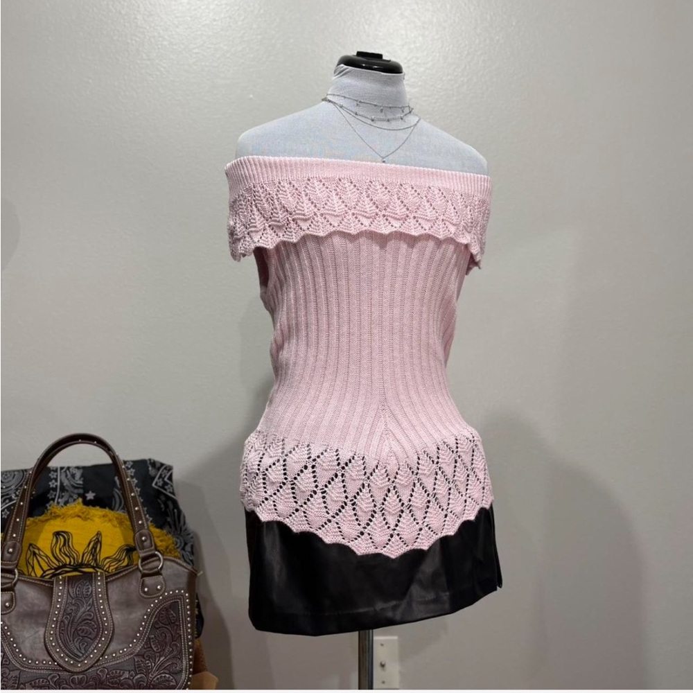 SOLD

 Elegant Pink Off-Shoulder Sweater
